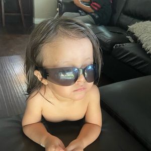 Meet your Posher, Carlos